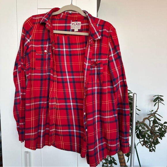 Old Navy Red and Blue Casual Button Down Shirt - Picture 1 of 2